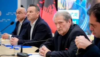 “Rama i mbylli dyert drejtësisë”, Berisha: Mbrojti Ballukun për të shpëtuar veten