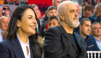 Rama i përgjigjet kritikave: Përpjekje e shëmtuar, s’ka asnjë frenim në rrugën tonë drejt BE