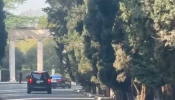 Rama mbërrin në Pallatin e Brigadave për t’u takuar me Presidentin, pritet dekretimi i ndryshimeve në qeveri