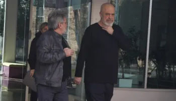 Rama mbledh Kryesinë e PS, kryeministri u kërkon anëtarëve që të shtojnë takimet në bazë