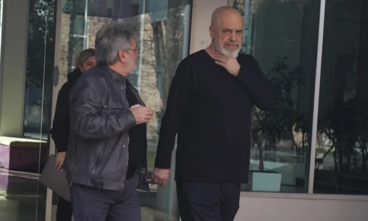 Rama mbledh Kryesinë e PS, kryeministri u kërkon anëtarëve që të shtojnë takimet në bazë