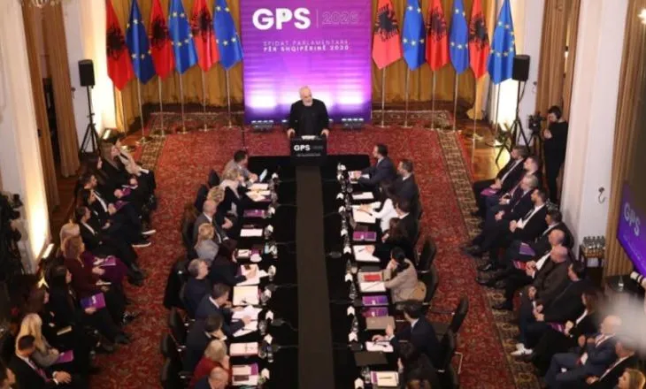 Rama mbledh sot qeverinë dhe grupin e PS, çfarë pritet të diskutohet mes socialistëve