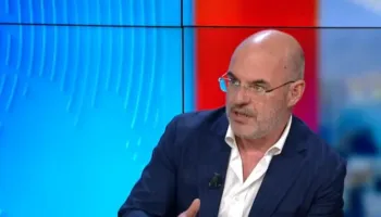 ‘Rama një i pashpresë’  – Politika si lojë shahu, Peka: Pas ‘goditjes’ së mbretëreshës, radhën e ka mbreti!