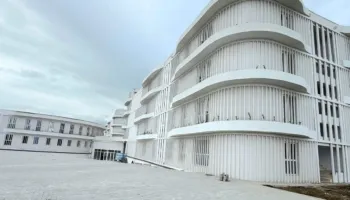 Rama publikon pamje nga “Aleksandër Moisiu”: 45 auditorë dhe 15 laboratorë, investim për 1700 studentë