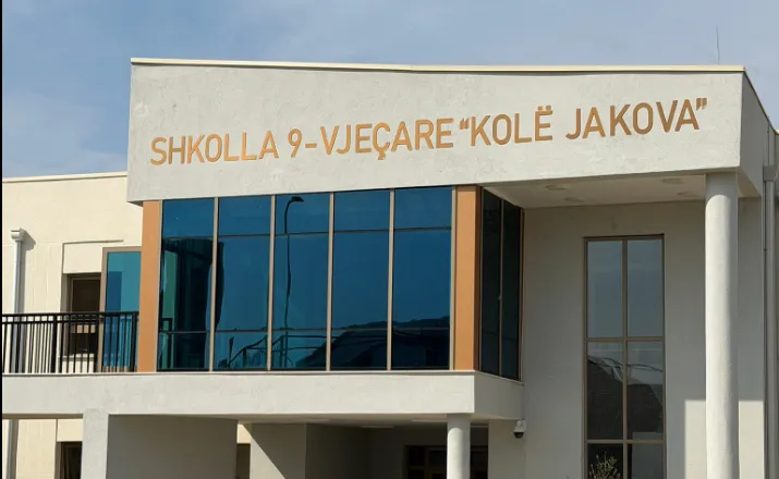 Rama publikon pamjet nga shkolla në Tiranë: Hapësirë moderne dhe dinjitoze për arsimimin e rreth 500 fëmijëve