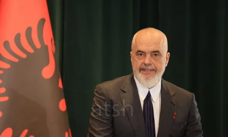 “Rama viziton ‘Art Explora’, artistët preken nga sulmi i papritur”