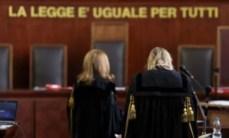 Referendumi kushtetues: Pjesëmarrja deri në mesditë arrin 14%, raporton Ministria e Brendshme