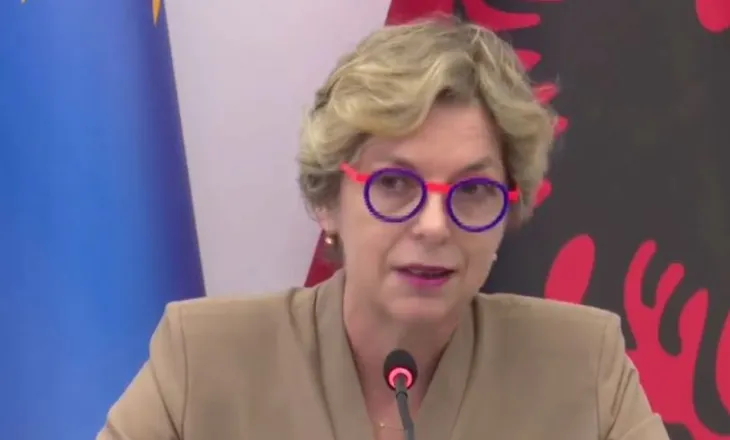 Reformimi i shërbimit onkologjik, ministrja Sala: Do të ngrihet qendra për trajtimin e kancerit të gjirit pranë QSUT!