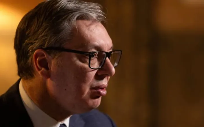 Retorika e Vuçiqit për Iranin: A po i rrezikon Serbia marrëdhëniet me SHBA-në?