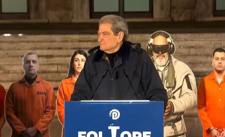 “Revolta e djeshme, zotim qytetar”, Berisha: Siç përmbysim komunizmin, do hedhim poshtë diktaturën e krimit, dhe…