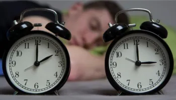 Rikthehet ora verore, shtohen orët me dritë, për disa persona mund të paraqesë ambjentimi…