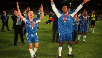 Rrëfimi shokues i ish-futbollistit të Chelseat: Luajta në finalen europiane me gjysmën e fytyrës të paralizuar