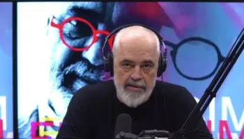 “Rrëshqitja e dherave ka zero lidhje me korrupsionin”/ Rama komenton rrugën e shembur Librazhd-Prrenjas: Terreni…