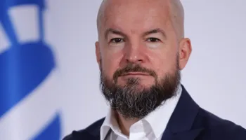 Rrethim protestuesish si në luftë/ Alfred Lela: Qeveria përdori taktika të paprecedenta ndaj qytetarëve