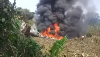 Rrëzohet avioni ushtarak në Kolumbi, ende nuk dihet numri i viktimave