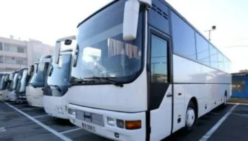 Rritja e çmimit të naftës, operatorët e Transportit: Rrezikohet reduktimi i autobusëve, shteti të ndërhyjë