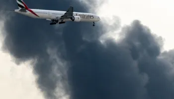 Sa i sigurt është fluturimi në Lindjen e Mesme? Pse kompanitë e Gjirit vazhdojnë të fluturojnë dhe ato perëndimore jo