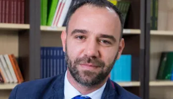Sali Berisha sot ka partinë, logon, vulën, por nuk ka arritur të fitojë ndonjë betejë politike
