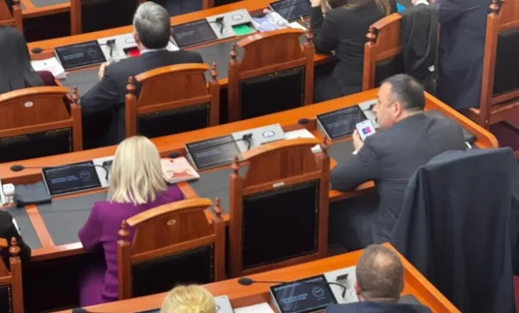 Seanca për Ballukun, mungon Elisa Spiropali