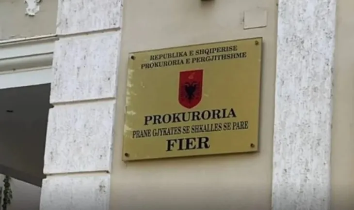 Sekuestrohen një dyqan dhe një apartament në Fier, pronari në hetim për mashtrim e pastrim parash