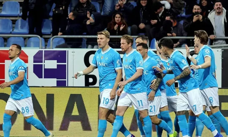 Serie A/ Katër fitore radhazi për Napolin, ekipi i Contes mund Cagliarin dhe parakalon përkohësisht Milanin