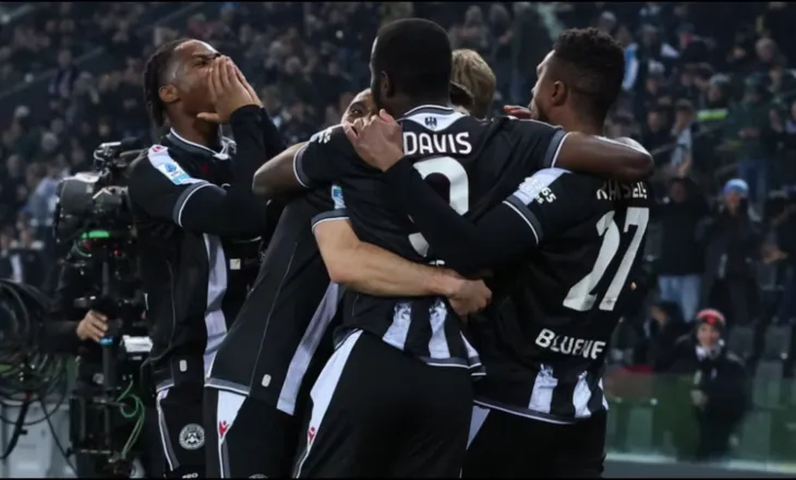 Serie A/Udinese dominon Fiorentinën, skuadra violë mbetet në ‘zonën e ftohtë’