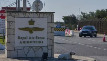 Sërish sirena alarmi në Akrotiri të Qipros, autoritete thirrje banorëve: Tregoni kujdes të shtuar, ekziston kërcënim i vazhdueshëm për sigurinë
