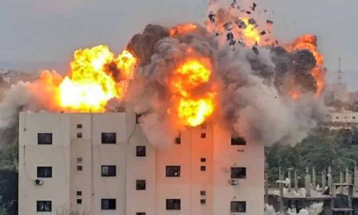 SHBA dhe Izraeli godasin një fabrikë prodhimi në Iran, të paktën 15 viktima dhe disa të plagosur