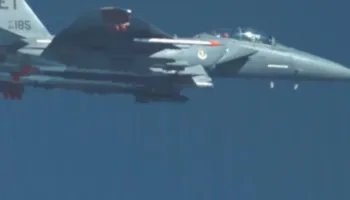 SHBA përdor bomba “shkatërruese bunkerësh”/ Dyshimet se Irani fsheh armë në thellësi nën tokë