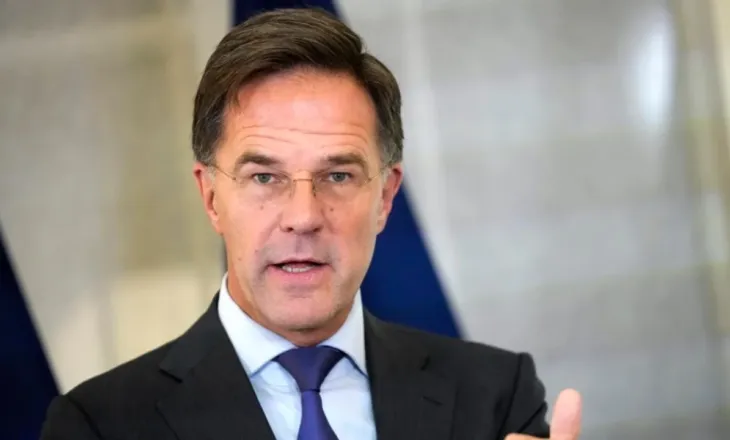 Shefi i NATO-s: Nuk do të lejojmë boshllëqe, KFOR gati për Ballkanin