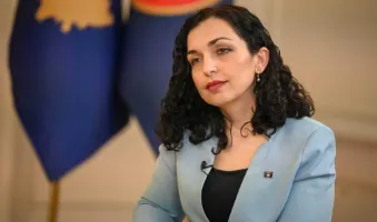 Shefja e stafit të Presidentes Vjosa Osmani mbron dekretin për zgjedhje të reja