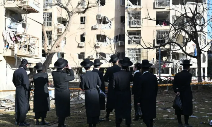 “Shi vdekjeje”/ Bombat thërrmuese iraniane sfidojnë mbrojtjen ajrore izraelite