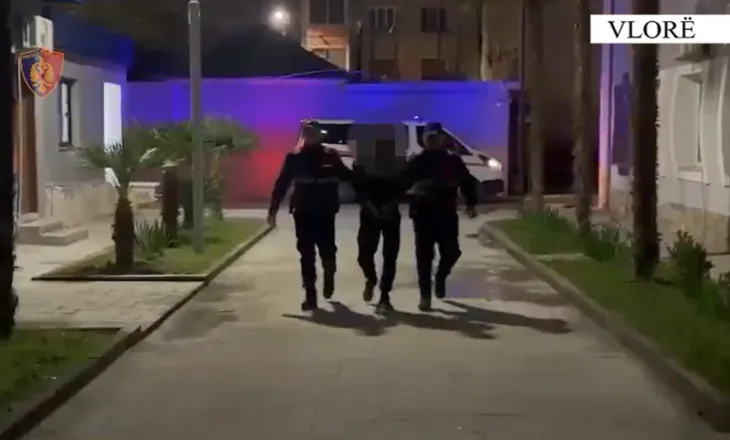 Shiste drogë në Dhërmi, arrestohet 22-vjeçari, çfarë i gjeti policia në automjet