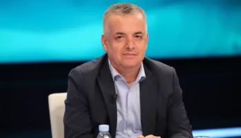 Shkarkimet në qeveri, Nazarko: Mungojnë argumentet e Ramës, Berisha fajtor pse nuk i ndaloi