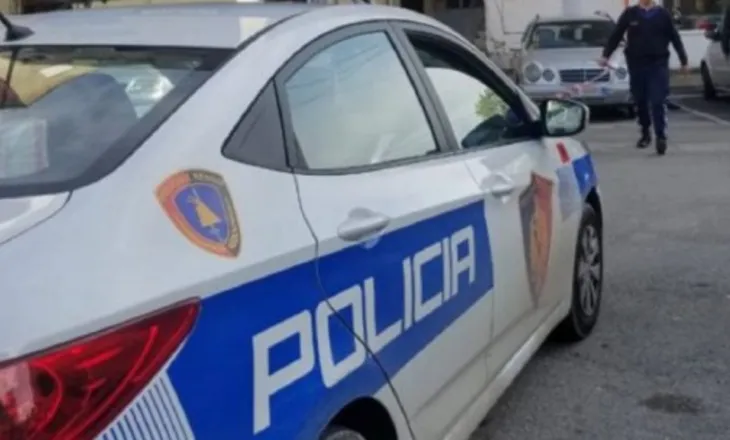 Shoferja përplas motorin e Policisë Rrugore në Durrës, dërgohet në spital polici