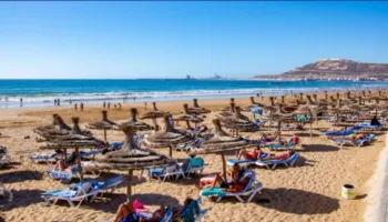 Shpallet destinacioni më i përballueshëm veror për vitin 2026, disa vende janë shumë pranë nesh