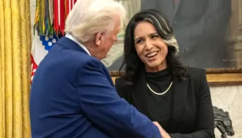 Shpërthen skandali Gabbard/ Nga frika e hakmarrjes së Trump, korrigjon veten