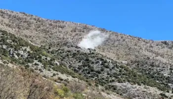 Shpërthim i kontrolluar të gurëve në malin e Torovicës, ishin kthyer në rrezik serioz për banorët dhe përdoruesit e rrugës