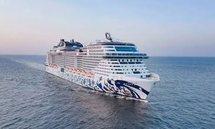 Shpërthim i ri pranë Dubait, turistët kalojnë natën e dytë të bllokuar në kroçere