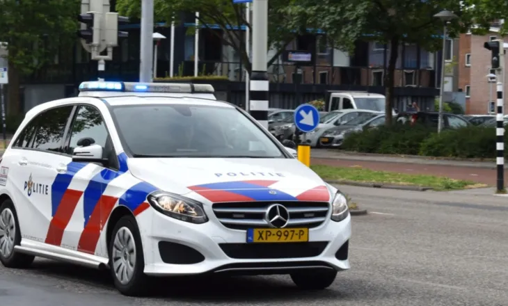 Shpërthim në një shkollë hebraike në Amsterdam, policia raporton se ishte sulm me bombë