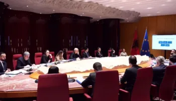 “Shqipëria ka marrë 101 kushte për mbylljen e negociatave”/ Procesi i anëtarësimit në BE, kryenegociatorja: Në vitin 2026 planifikohet të mbyllen 16 kapituj