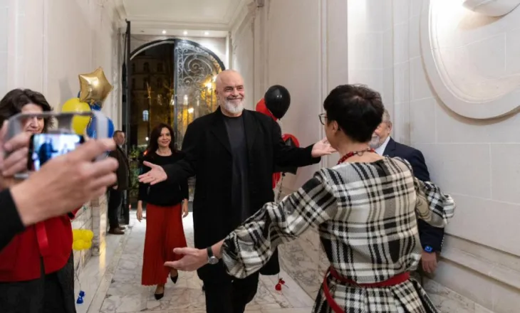 “Shqipëria s’është hajdute, qeveria po”, Këlliçi akuza të forta ndaj Ramës: Po e kthen korrupsionin në normë