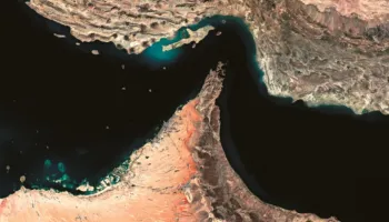 Shtatë ishujt që mbajnë çelësat e Ngushticës së Hormuzit, plani që mund të vendosë kontrollin e gjirit