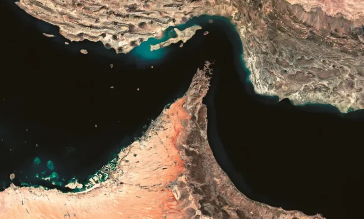 Shtatë ishujt që mbajnë çelësat e Ngushticës së Hormuzit, plani që mund të vendosë kontrollin e gjirit