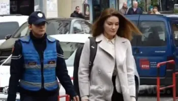 Shtatzënia i jep lirinë, GJKKO ndryshon masën e sigurisë për Ajola Xoxën