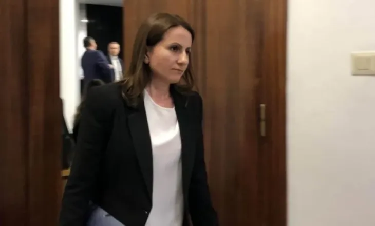 Shtyhet seanca e “Plumbit të Artë”/ Gjyqtarja e Posaçme mbetet e bllokuar në Dubai pas pezullimit të fluturimeve…