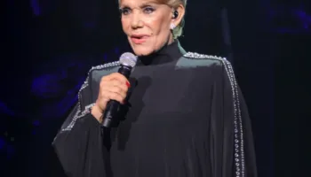 Shuhet legjenda e muzikës greke Marinella