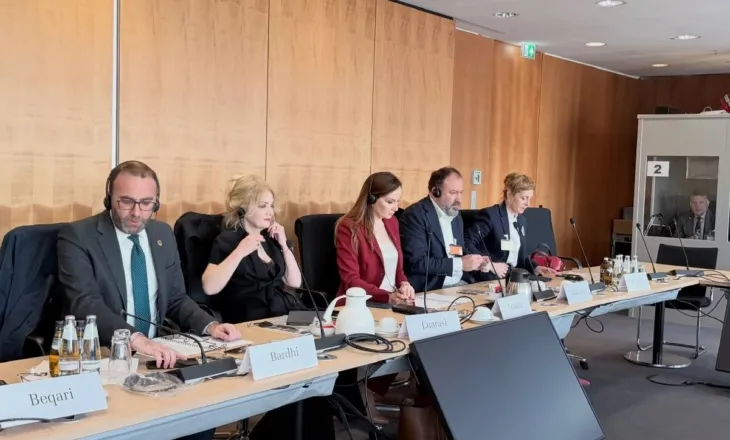 Shumica e opozita të ndara në Berlin, takime në Bundestag për integrimin, PD ankohet për pengimin e drejtësisë