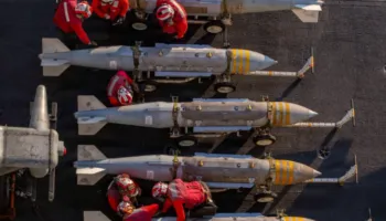 Si mund të ndikojnë rezervat e pakësuara të armëve në konfliktin me Iranin