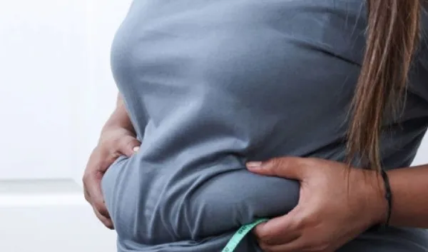 Si të hiqni dhjamin nga zona e barkut